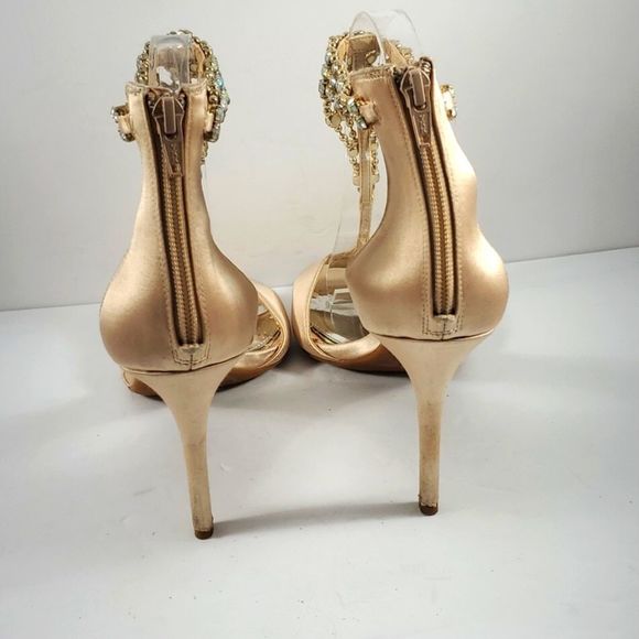 Gianni Bini Platinum Collection Jeweled Sandal (S345) - Picture 3 of 6